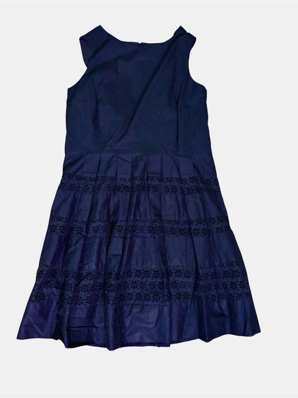 Ann Taylor Sleeveless Black Fit-and-Flare Eyelet Dress 14 - Picture 4 of 12
